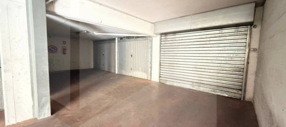 4-salle Appartement à Rome, Italy No. 25547 70