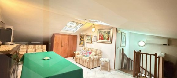 4-salle Appartement à Rome, Italy No. 25547 64