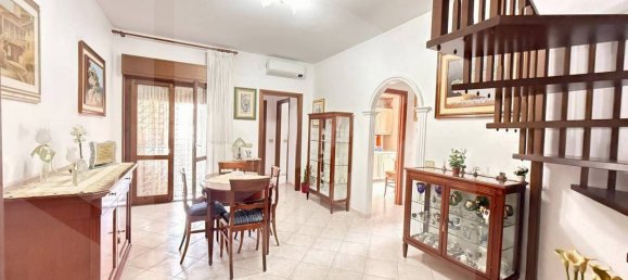 4-salle Appartement à Rome, Italy No. 25547 8