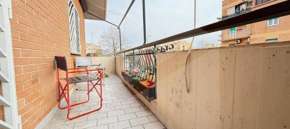 4-salle Appartement à Rome, Italy No. 25547 46