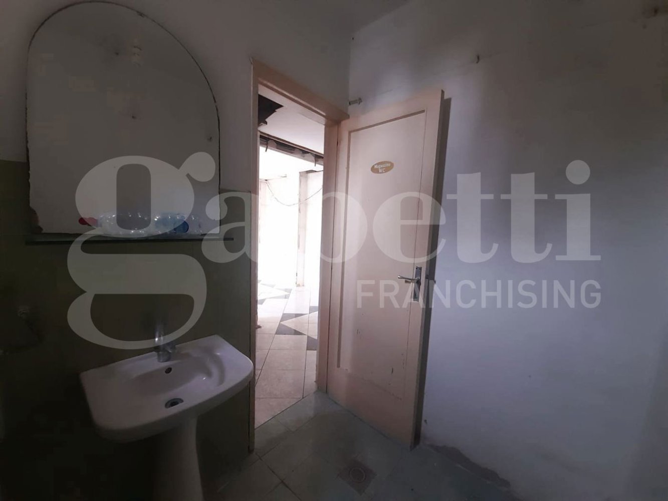 3-Zimmer Gewerbliche Immobilie in Syracuse, Italy, Nr. 242405