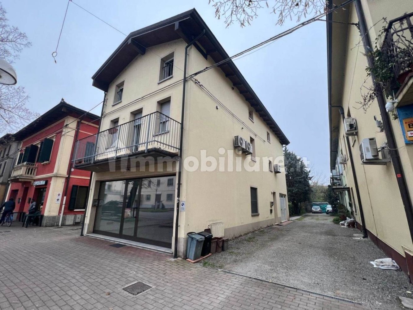 2 bedrooms Apartment in Campegine, Italy No. 213889