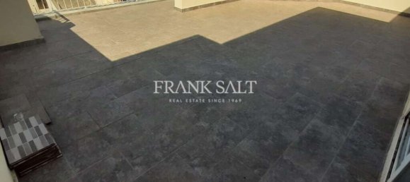 1 chambre Penthouse à Zebbug, Malta No. 5847 5