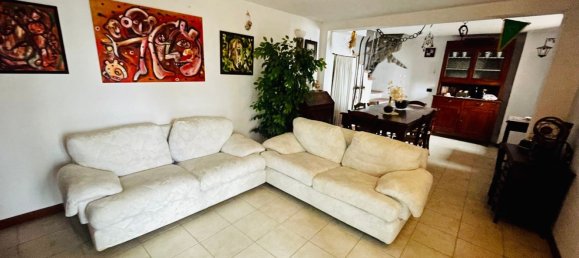5 rooms House in Travo, Italy No. 75665 6