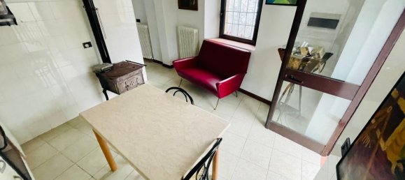 5 rooms House in Travo, Italy No. 75665 8