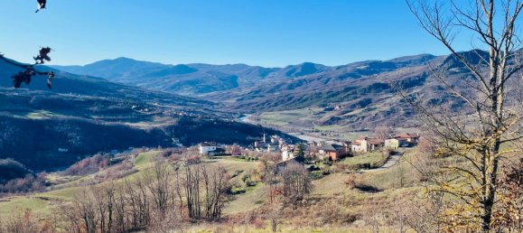 5 rooms House in Travo, Italy No. 75665 4