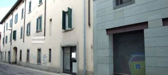 Gewerbliche Immobilie in Seriate, Italy 30m², Nr. 359071 16