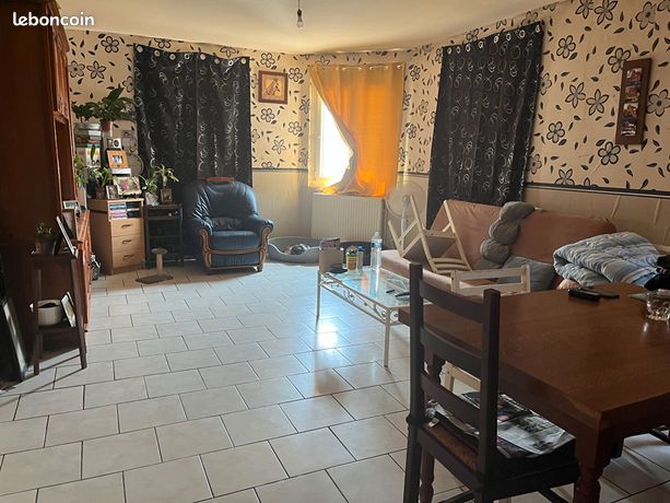 Apartamento de 3 dormitorios en Calais, France No. 309887