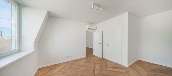 2 rooms Apartment in Wieden, Austria No. 130492 3