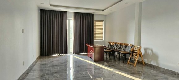 92.5m² Townhouse in District 7, Vietnam No. 9719 3