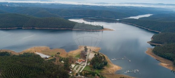2 Schlafzimmer Haus in Pinheiro de Azere, Portugal, Nr. 165848 9