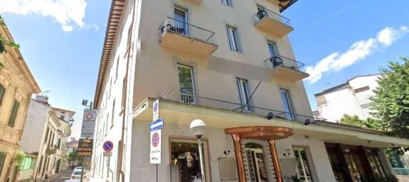 Hotel de 1 habitación en Montecatini Terme, Italy No. 263119 15