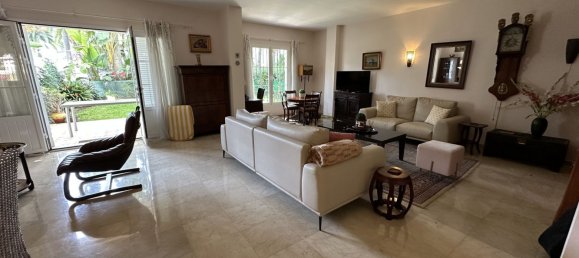 3 bedrooms Apartment in Estepona, Spain No. 159841 2