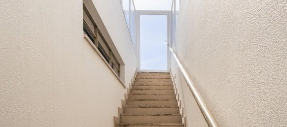 5 bedrooms House in Grandola, Portugal No. 143966 4