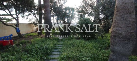 6 bedrooms House in Gharb, Malta No. 706 2