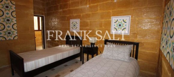 6 bedrooms House in Gharb, Malta No. 706 9