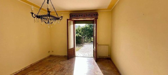 6 rooms Apartment in Siena, Italy No. 73080 5