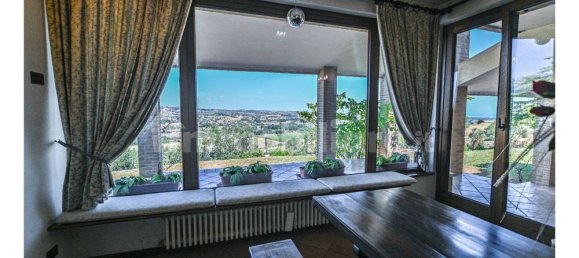 5 bedrooms Villa in Fermo, Italy No. 60284 37