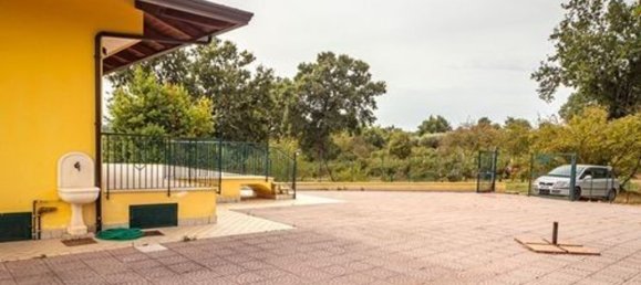 3 bedrooms Villa in Caianello, Italy No. 325683 5