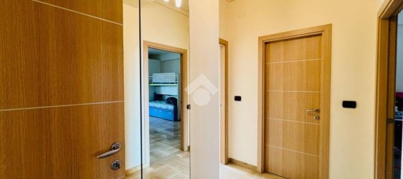 Квартира с 2 спальнями в Мантуя, Италия № 380844 25