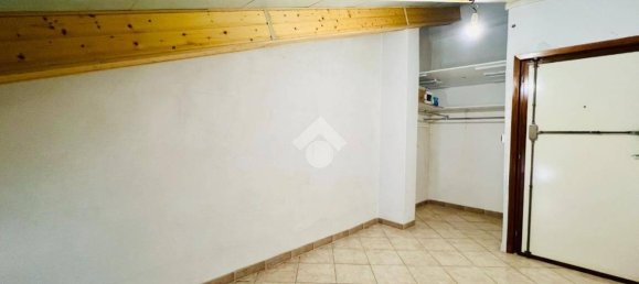 Квартира с 2 спальнями в Мантуя, Италия № 380844 42