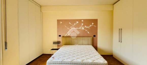 Квартира с 2 спальнями в Мантуя, Италия № 380844 29