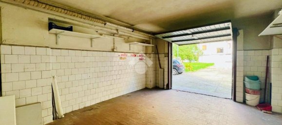 Квартира с 2 спальнями в Мантуя, Италия № 380844 46