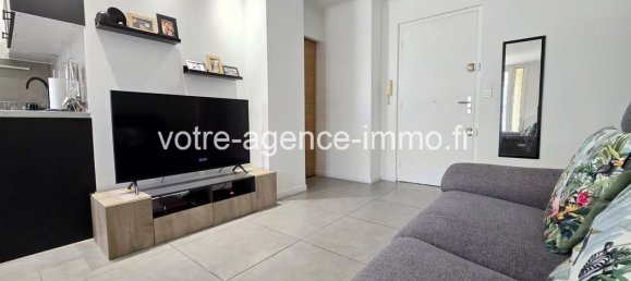2 bedrooms Apartment in Nice, France No. 329669 2