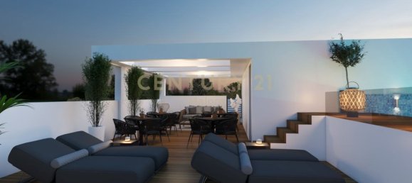 3 bedrooms Penthouse in Limassol, Cyprus No. 756 6