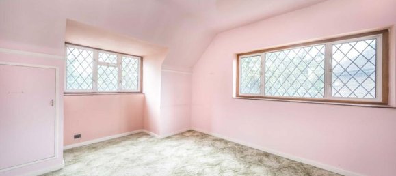 3 bedrooms House in Sunbury-on-Thames, United Kingdom No. 10188 5