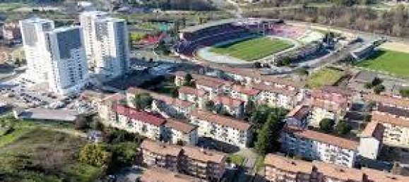 2 Schlafzimmer Wohnung in Cosenza, Italy, Nr. 62905 4