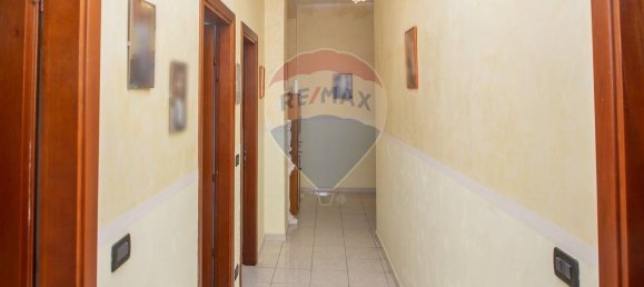 Apartamento de 2 dormitorios en Misterbianco, Italy No. 321174 7