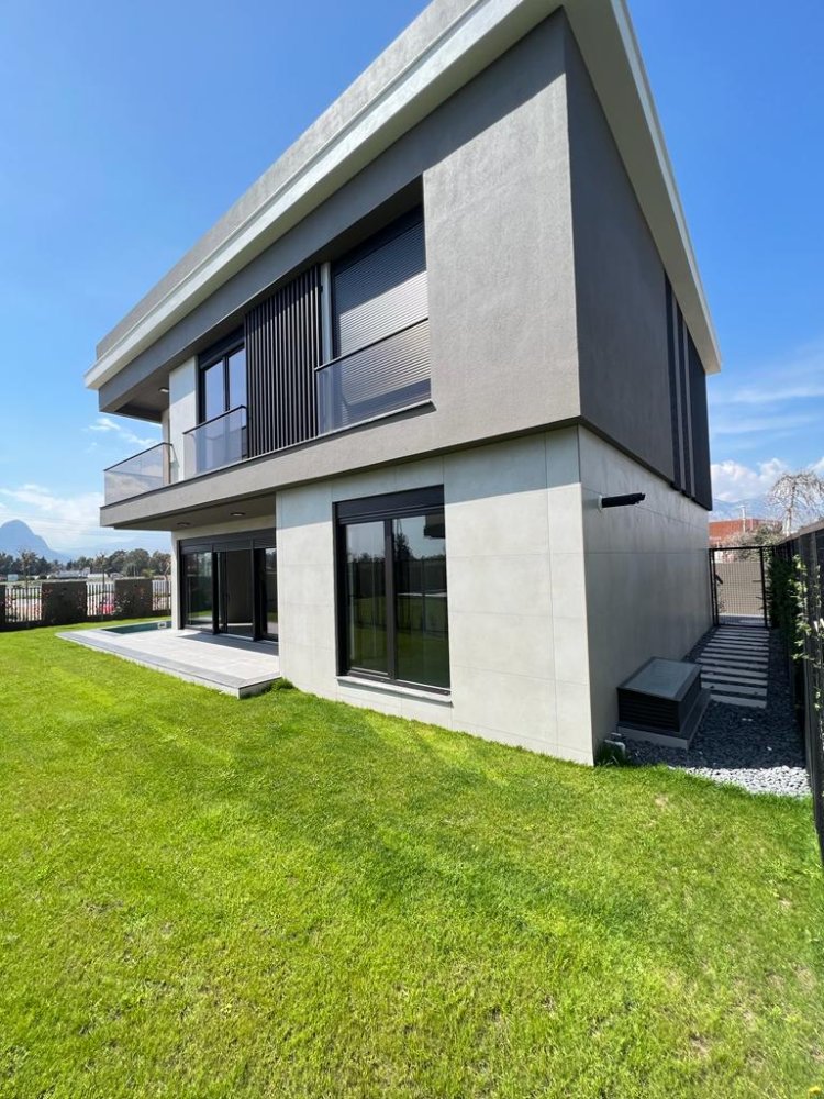 Villa 6+1 in Antalya, Turkey No. 21608