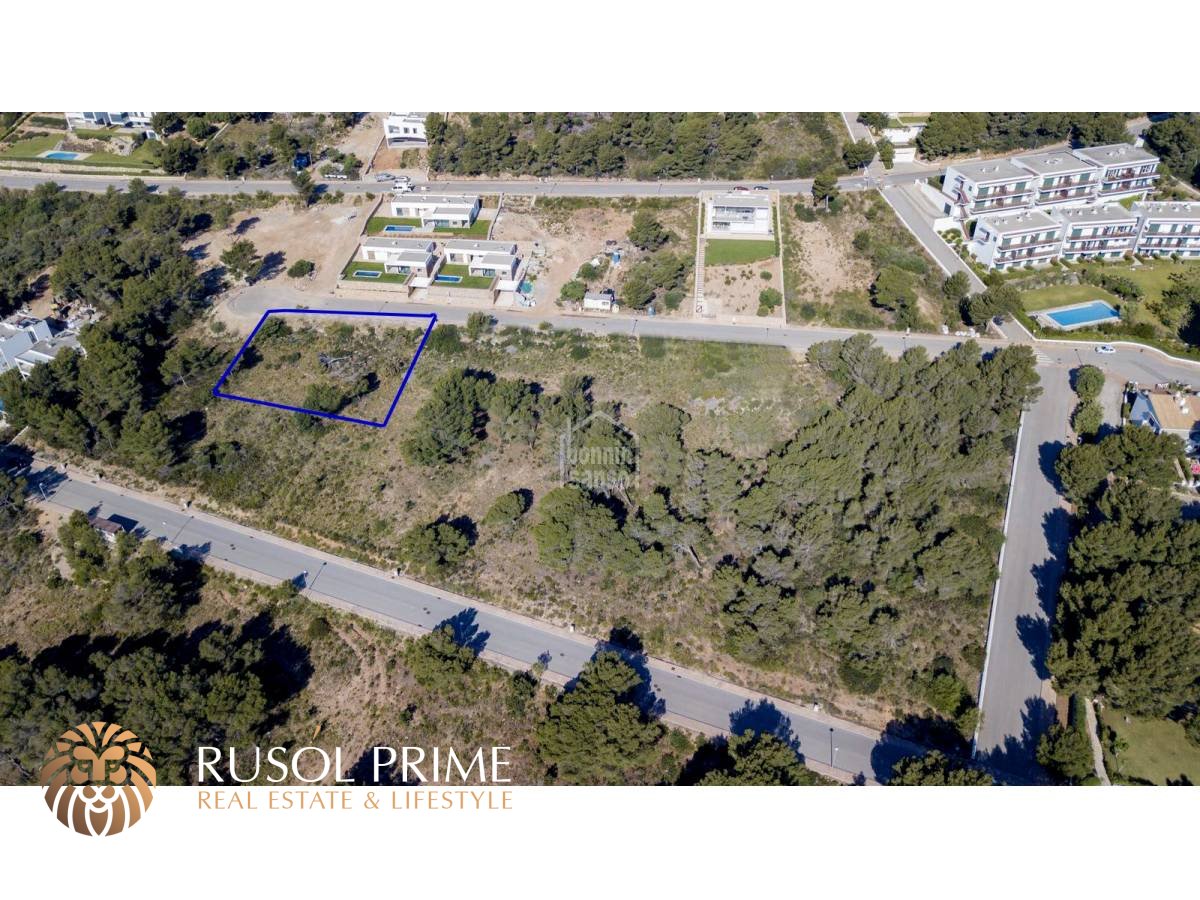 1015m² Land in Es Mercadal, Spain No. 1999