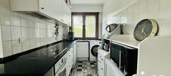 Apartamento de 2 dormitorios en Marnes-la-Coquette, France No. 319407 4