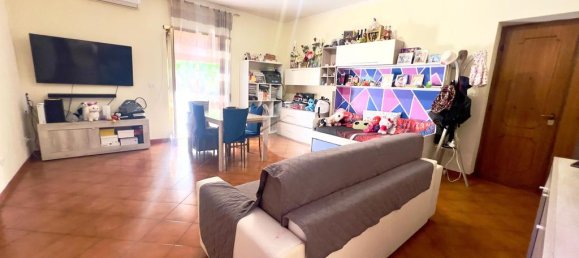 2 Schlafzimmer Wohnung in Rome, Italy, Nr. 353003 28