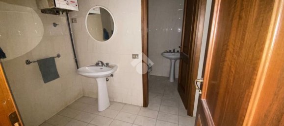 100m² Office in Reggio Emilia, Italy No. 224809 16