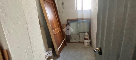 100m² Office in Reggio Emilia, Italy No. 224809 20