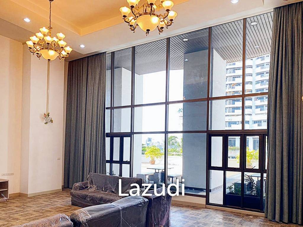 3 bedrooms Condo in Suan Luang, Thailand No. 14284