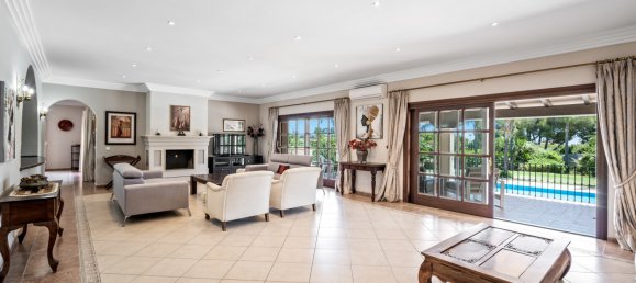 9 bedrooms Villa in Cancelada, Spain No. 3034 3