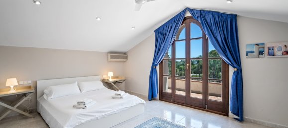 9 bedrooms Villa in Cancelada, Spain No. 3034 17