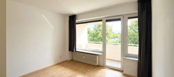 Studio in Munich, Germany No. 369465 21