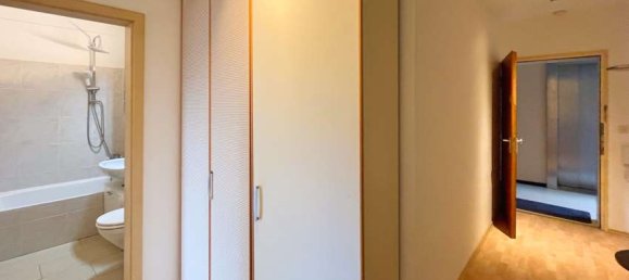 Studio in Munich, Germany No. 369465 11