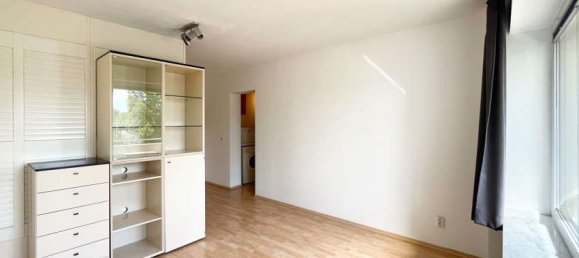 Studio in Munich, Germany No. 369465 20