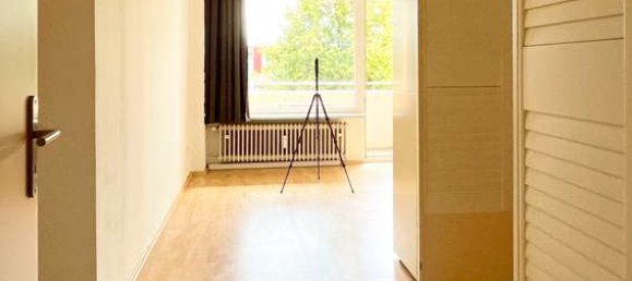Studio in Munich, Germany No. 369465 13