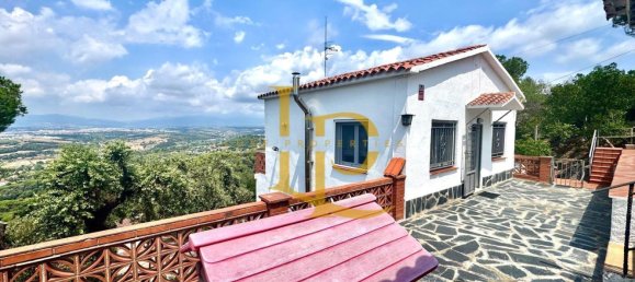 4 bedrooms House in Barcelona, Spain No. 185646 2