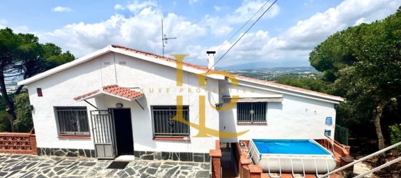 4 bedrooms House in Barcelona, Spain No. 185646 3