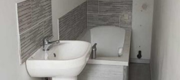 3 bedrooms House in Neuve-Maison, France No. 67587 7