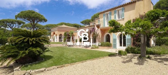 Villa de 6 dormitorios en Saint-Tropez, France No. 303957 15