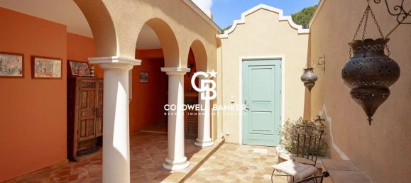 Villa de 6 dormitorios en Saint-Tropez, France No. 303957 8